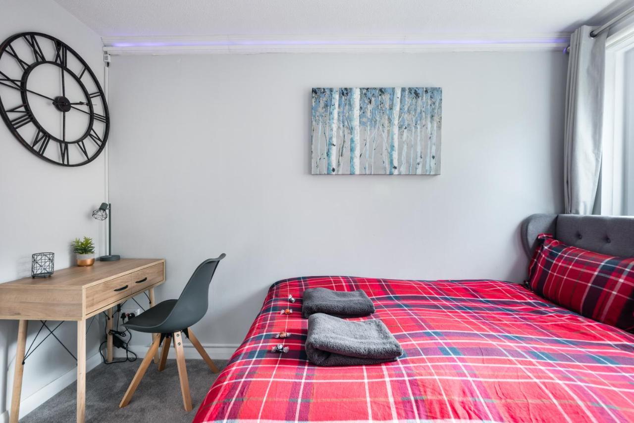 City Centre Stylish Apartment With Free Parking EDI Buitenkant foto