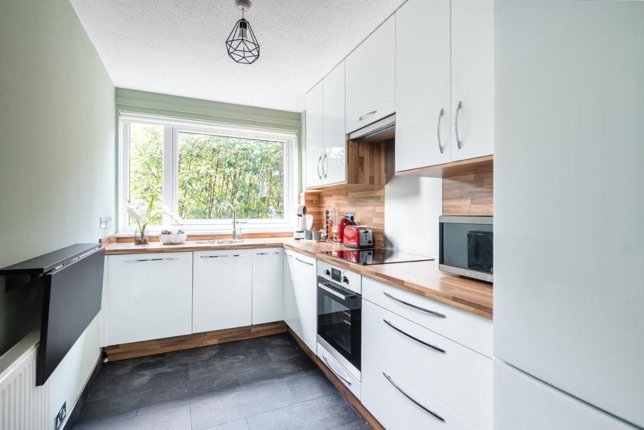 City Centre Stylish Apartment With Free Parking EDI Buitenkant foto
