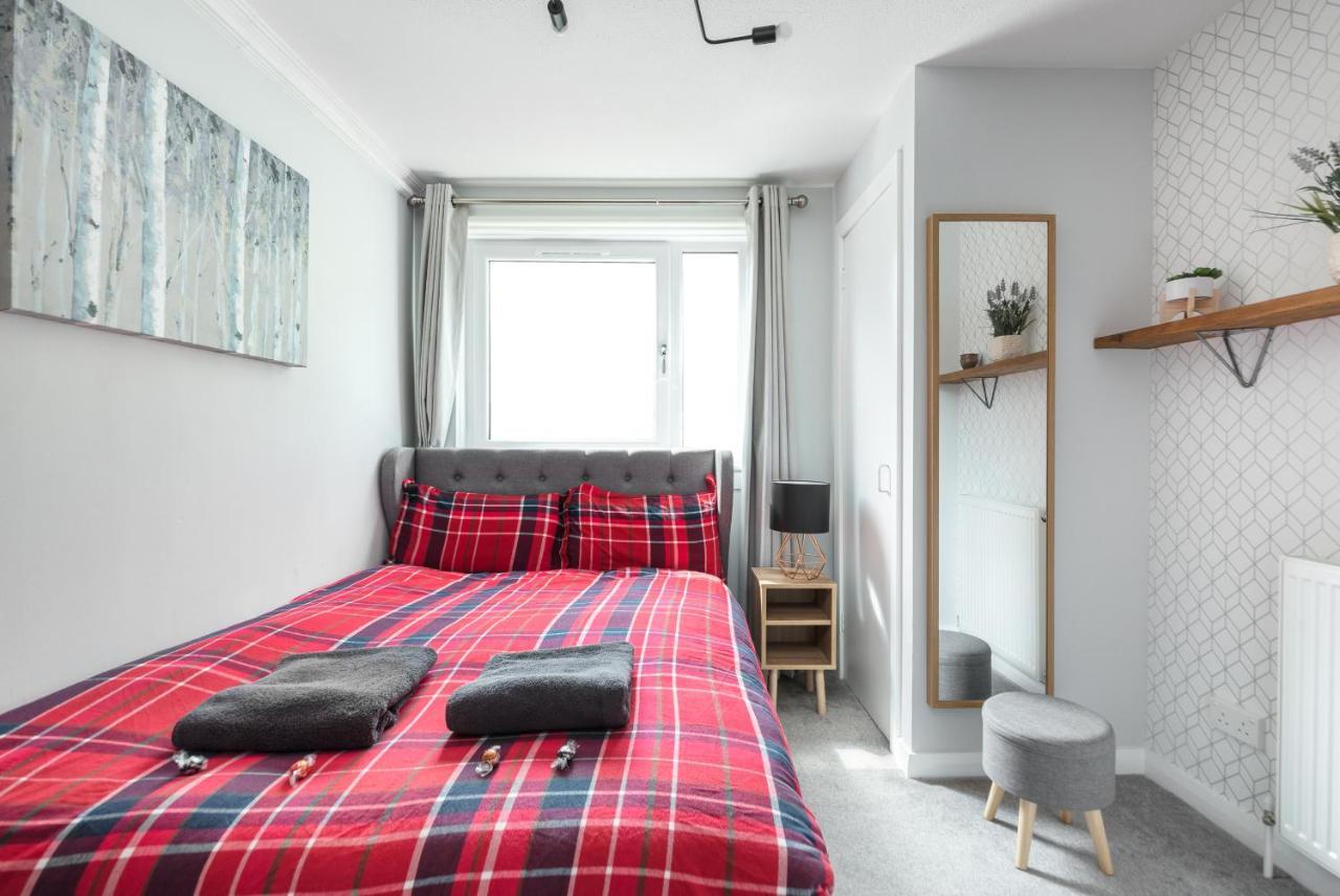 City Centre Stylish Apartment With Free Parking EDI Buitenkant foto